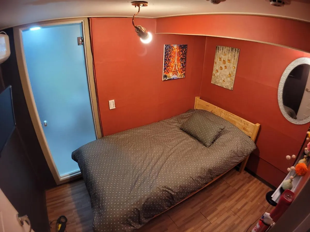 Olive Hostel W Seoul