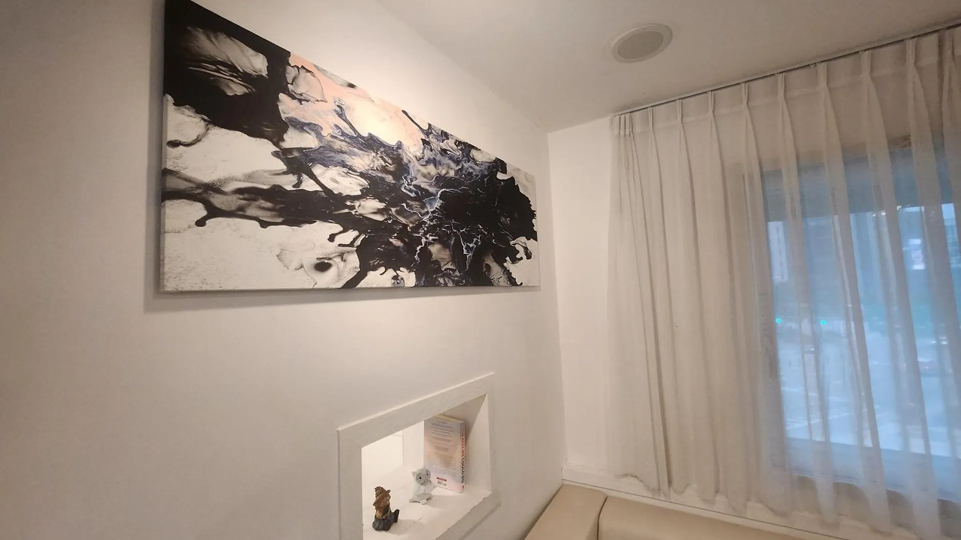 Olive Hostel W Seoul 2*,