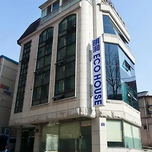 Maison d'hôtes Myeongdong Ecohouse, Séoul