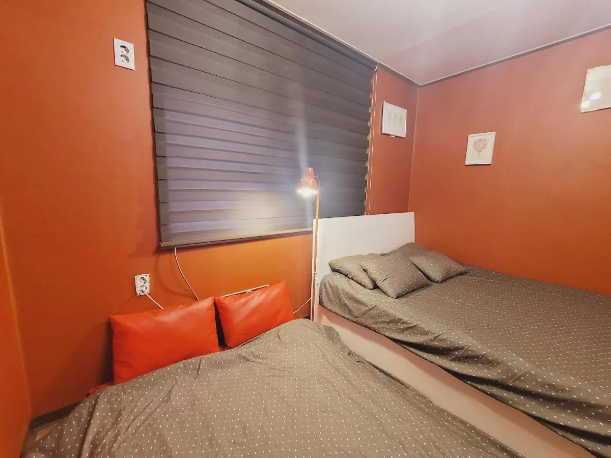 Olive Hostel W Seoul Guest house